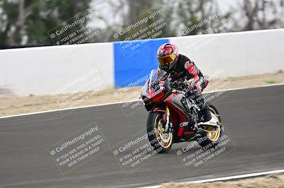 media/Apr-18-2025-TrackDaz (Fri) [[45f5874c44]]/A Group/Session 3 (Turn 6 - Outside)/